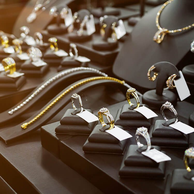 Luxury Jewellery Collectors Online - Crown Auctions